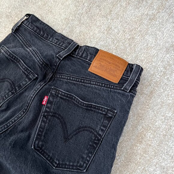 Levi's Premium Ribcage Bootcut Button Fly High Rise Jeans 26 - Picture 3 of 11